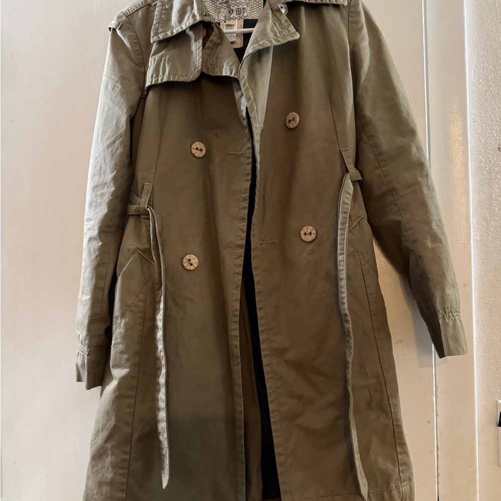 Trench coat